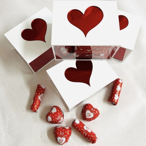 Plexi Glass Κουτί Καρδιά με Σοκολατάκια